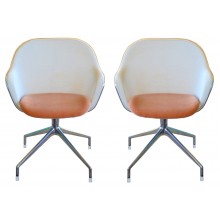 Pair of Iuta Chairs by Antonio Citterio for B&B Italia