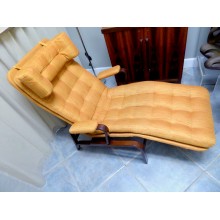 Fenix Reclining Lounge Chair by DUX